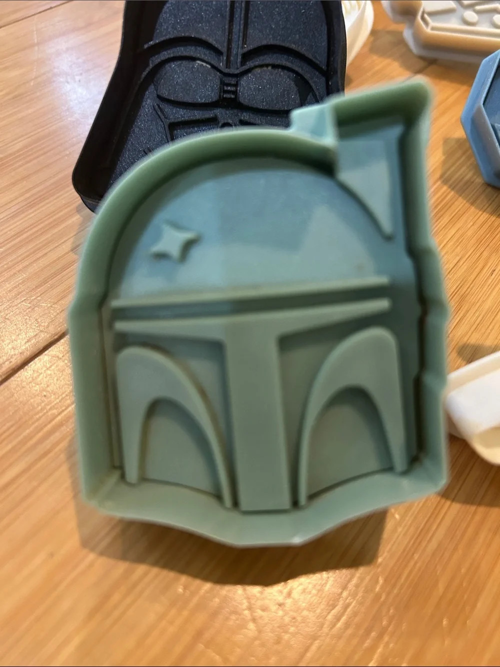 Williams Sonoma Star Wars Cookie Stamp Set - Green, Blue, White, Black Set of 8